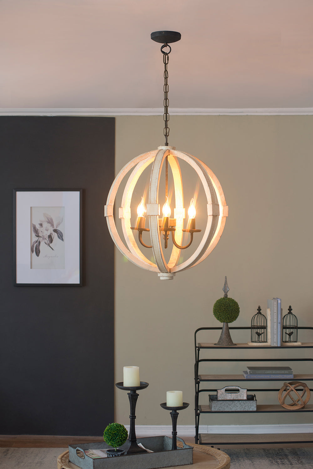 Rustic White Wood 6-Light Chandelier / White