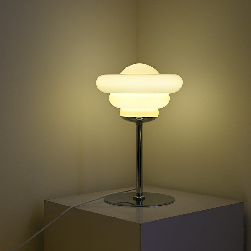 Mid-ancient Bedside Desk Conch Table Lamp / White